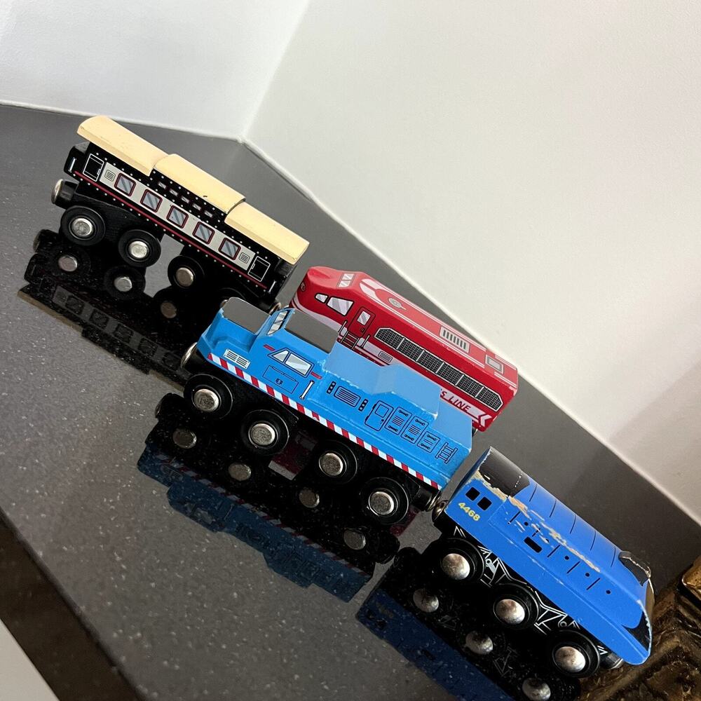 Lot of 4 Wooden Train Set Maison Joseph Battat Painted Magnetic Vintage - Picture 1 of 6
